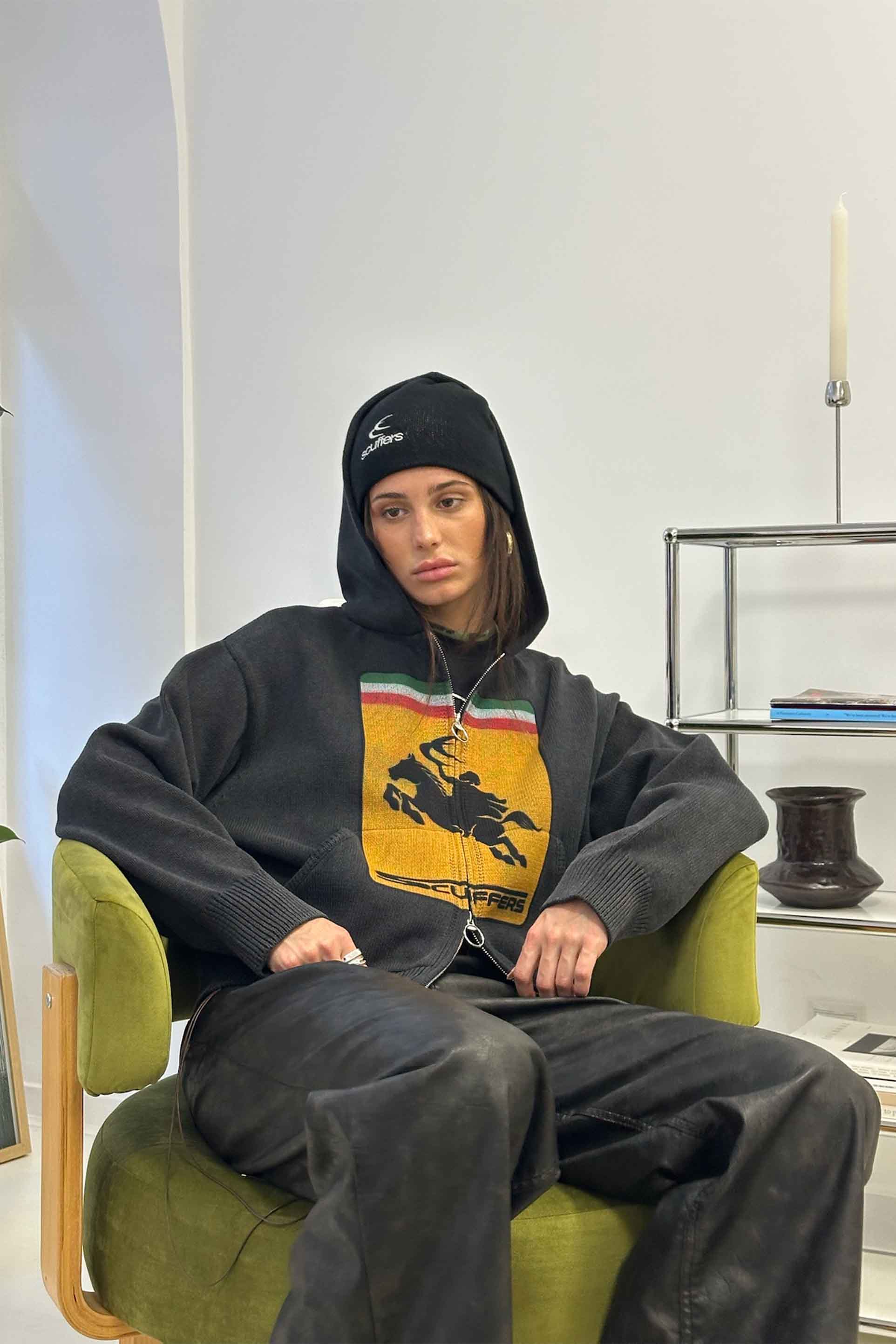 Cremallera de punto oscuro Rarri