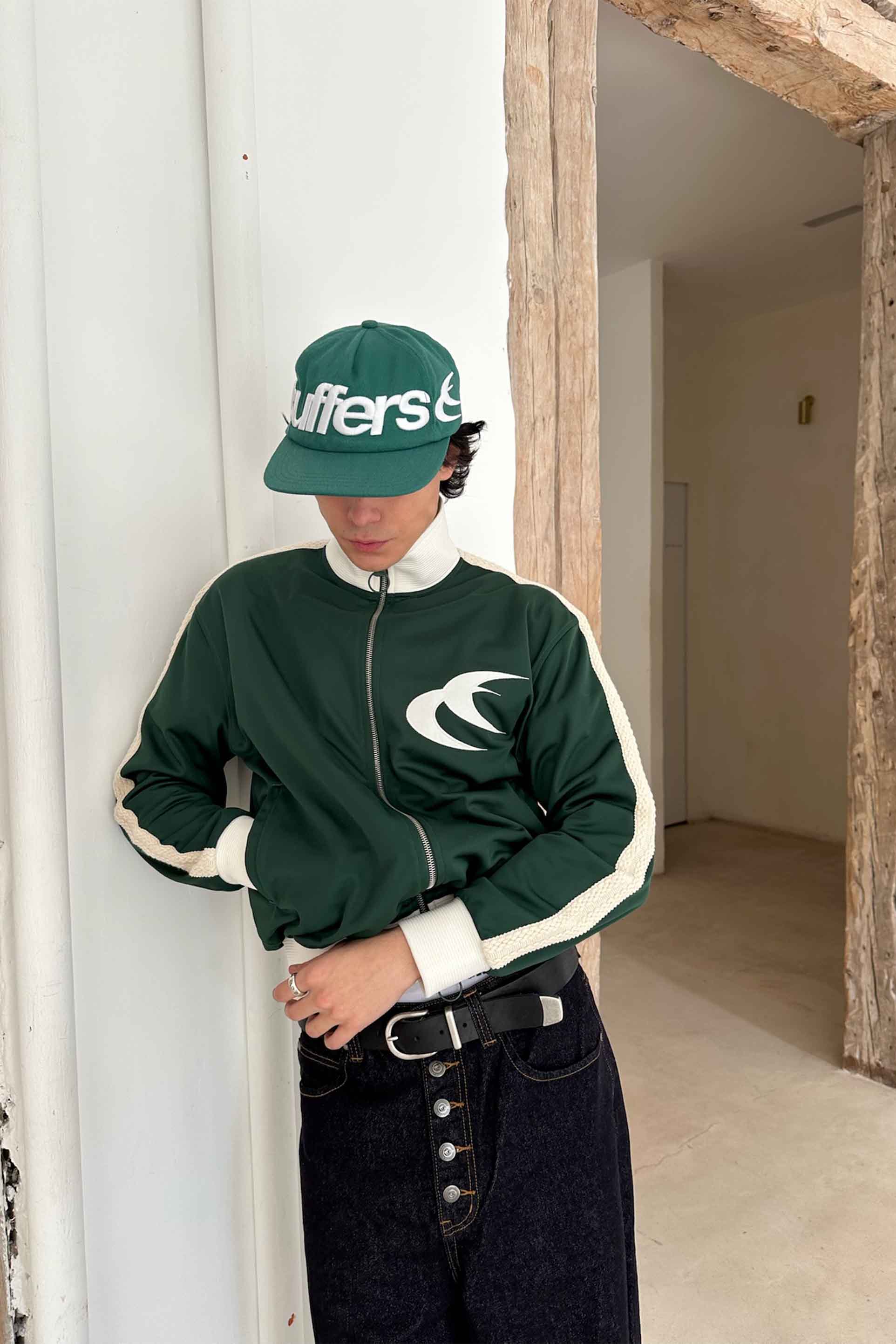 Chaqueta de traje verde de galería